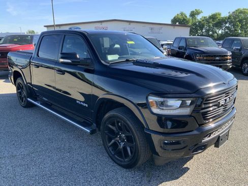Used 2022 RAM 1500 Laramie AWD/4WD image 2