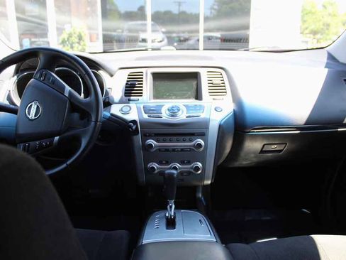 Used 2014 Nissan Murano SV AWD/4WD image 26