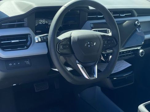 New 2027 Chevrolet Bolt LT w/ Comfort Package image 18