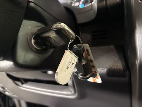 Used 2018 Ford F150 XLT w/ Equipment Group 302A Luxury image 12