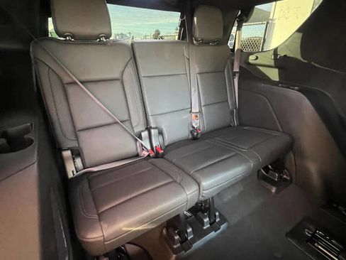 Used 2021 Chevrolet Tahoe LT image 16