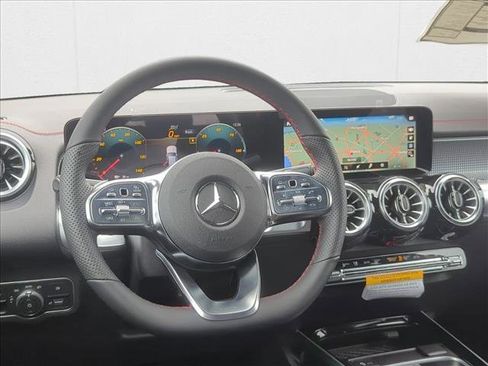 Certified 2023 Mercedes-Benz EQB 250+ image 21