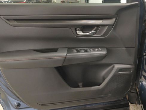 Used 2024 Honda CR-V Sport image 19