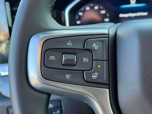 Used 2025 Chevrolet Silverado 1500 LT w/ Protection Package AWD/4WD image 17