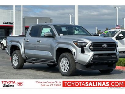 New 2025 Toyota Tacoma SR5