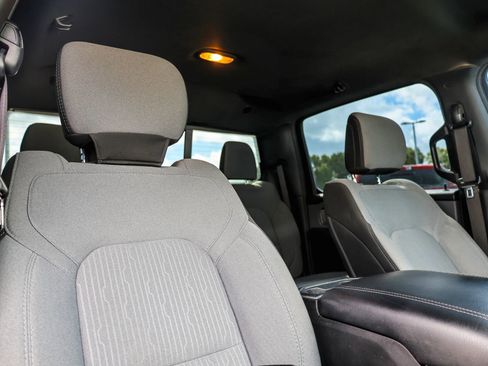 Used 2021 RAM 1500 Big Horn image 13