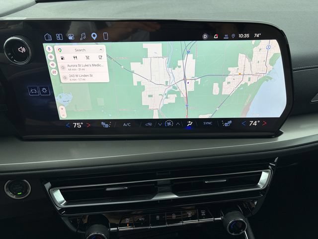Used 2026 Chevrolet Traverse LT w/ Sun and Wheel Package AWD/4WD image 29