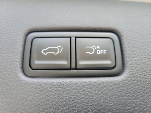 New 2026 Kia Carnival SX w/ SX Dark Edition Package FWD image 19