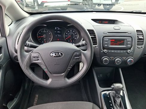 Used 2017 Kia Forte LX FWD image 16