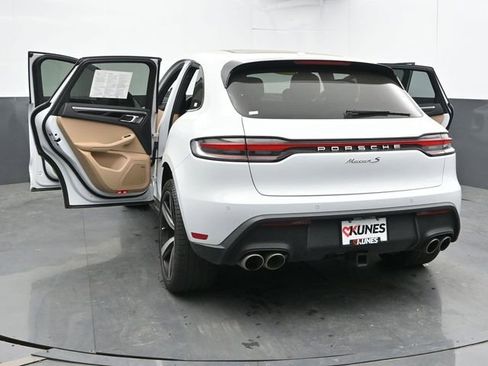 Used 2023 Porsche Macan S AWD/4WD image 53