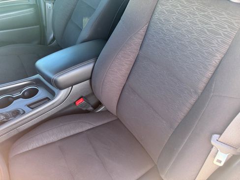 Used 2021 Dodge Durango SXT image 24