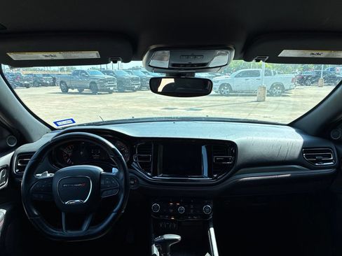 Used 2023 Dodge Durango GT RWD image 9