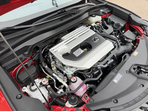 Used 2022 Lexus UX 250h w/ Accessory Package (Z2) image 39