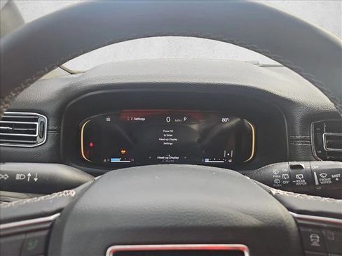 Used 2022 Jeep Wagoneer Series III w/ Flexible Seating Group image 10