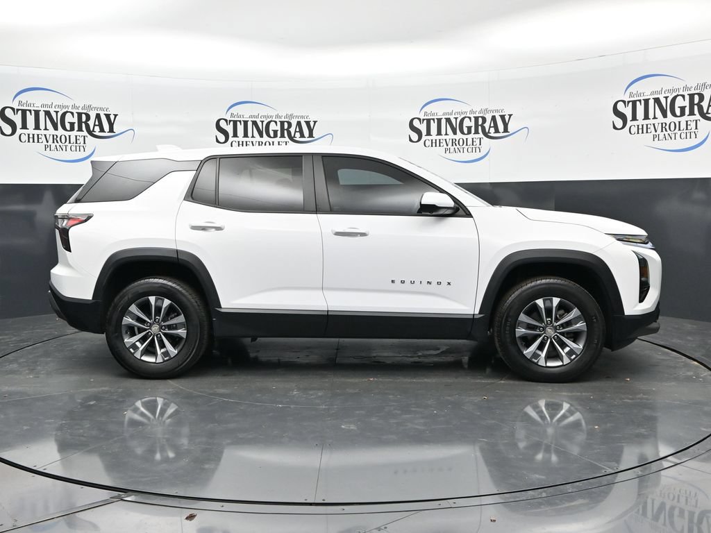 Certified 2025 Chevrolet Equinox LT w/ Safety and Technology Package FWD image 8