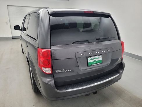 Used 2016 Dodge Grand Caravan SXT w/ Rear Park Assist Package FWD image 6