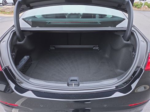 Certified 2025 Mercedes-Benz C 300 4MATIC Sedan image 14