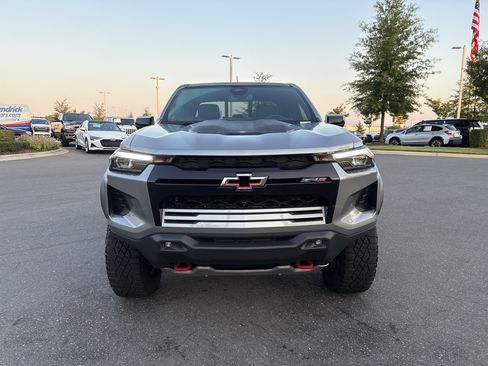 Used 2023 Chevrolet Colorado ZR2 w/ ZR2 Convenience Package III AWD/4WD image 3