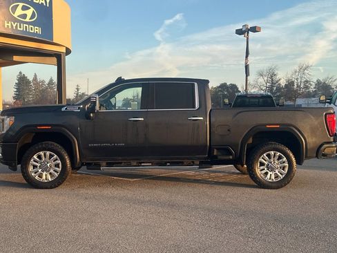 Used 2022 GMC Sierra 2500 Denali w/ Technology Package image 7