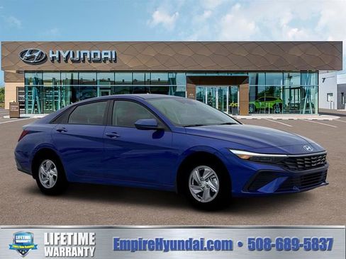 New 2026 Hyundai Elantra SE FWD image 9