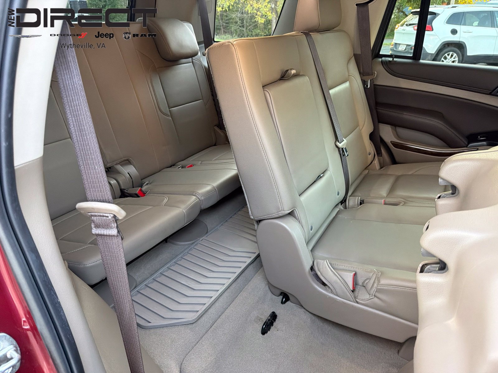 Used 2019 Chevrolet Tahoe LT w/ Luxury Package AWD/4WD image 32