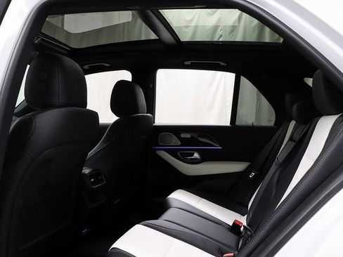 New 2026 Mercedes-Benz GLE 450 4MATIC image 13