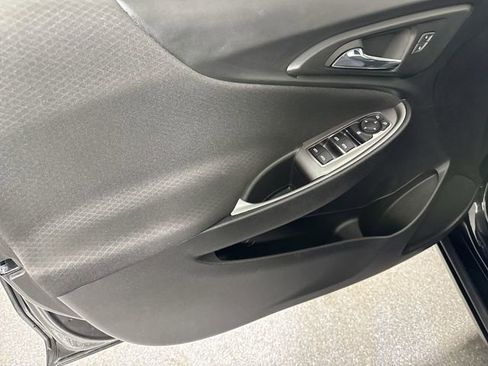 Used 2022 Chevrolet Malibu LS image 19