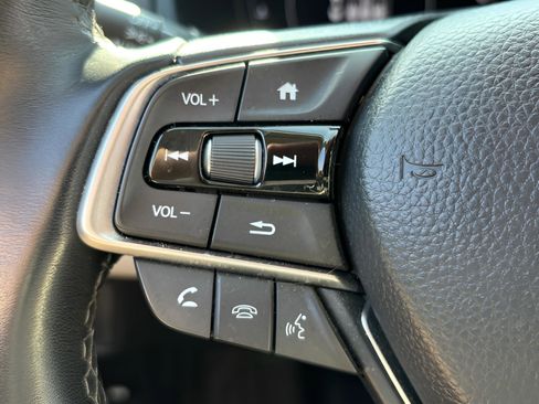 Certified 2022 Honda Accord EX-L image 35