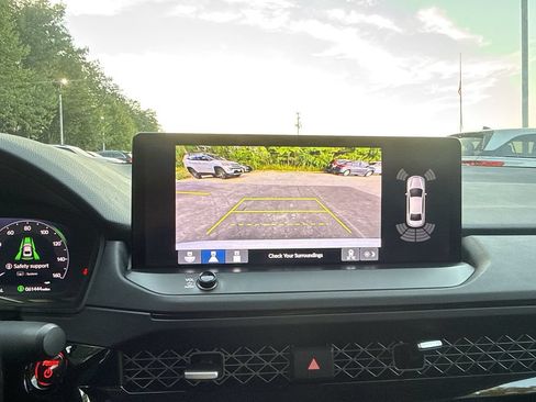 Used 2024 Honda Accord Touring image 23