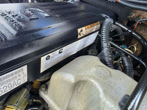 Used 2004 Dodge Ram 3500 Truck SLT w/ HD Snow Plow Prep Group image 17