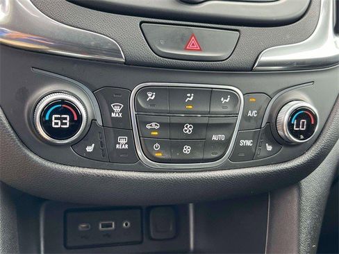 Certified 2020 Chevrolet Equinox LT image 29