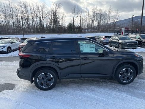 New 2026 Nissan Rogue SV w/ SV Premium Package image 17