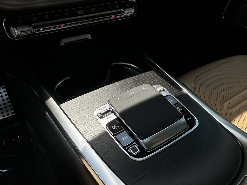 New 2027 Mercedes-Benz G 580 e image 32