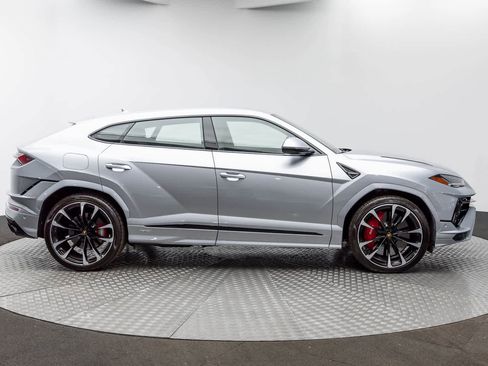 Used 2023 Lamborghini Urus S image 22
