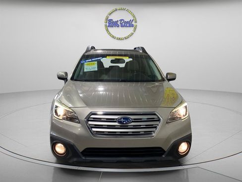 Used 2016 Subaru Outback 2.5i Premium AWD/4WD image 8