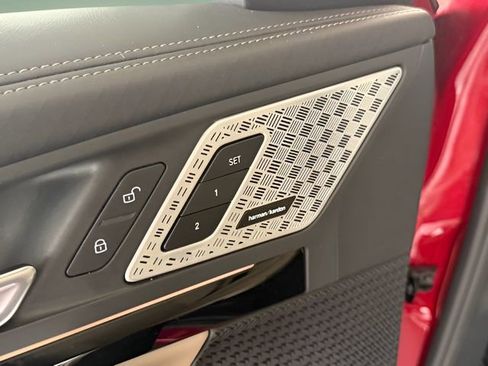 Used 2025 BMW X2 xDrive28i image 14