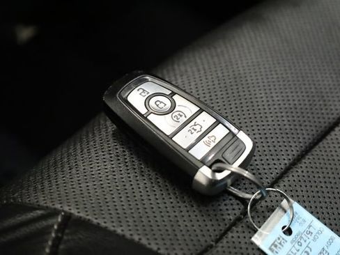 Used 2020 Ford Mustang Premium image 28