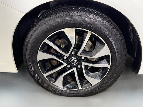 Used 2014 Honda Civic EX image 27