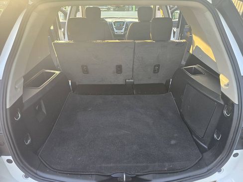 Used 2017 Chevrolet Equinox LS AWD/4WD image 46