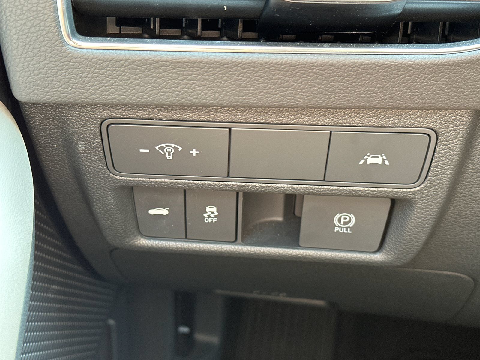 Used 2023 Hyundai Sonata SEL FWD image 29