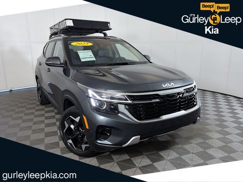 Certified 2025 Kia Seltos S AWD/4WD image 1