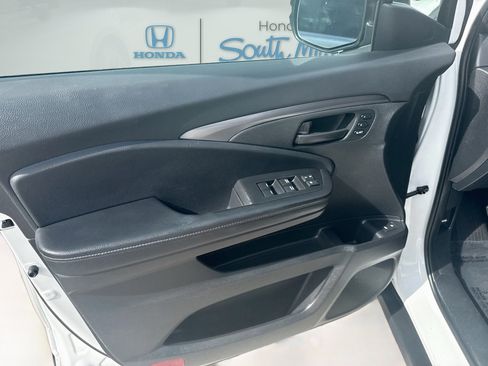 Certified 2023 Honda Passport EX-L image 16