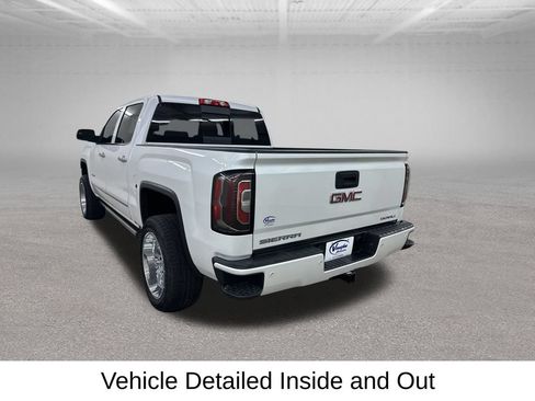 Used 2017 GMC Sierra 1500 Denali w/ Denali Ultimate Package AWD/4WD image 9