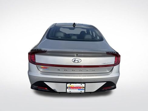 Certified 2023 Hyundai Sonata Limited FWD image 4