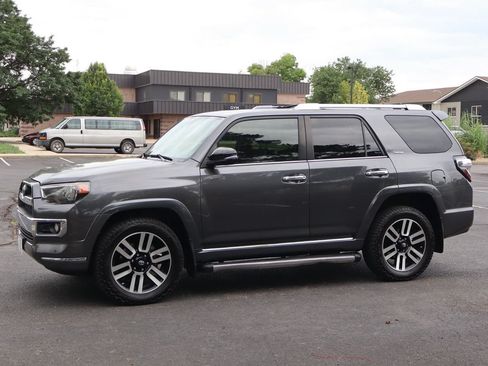 Used 2016 Toyota 4Runner Limited AWD/4WD image 10