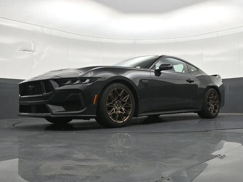 Used 2024 Ford Mustang GT Premium w/ GT Performance Package RWD image 24