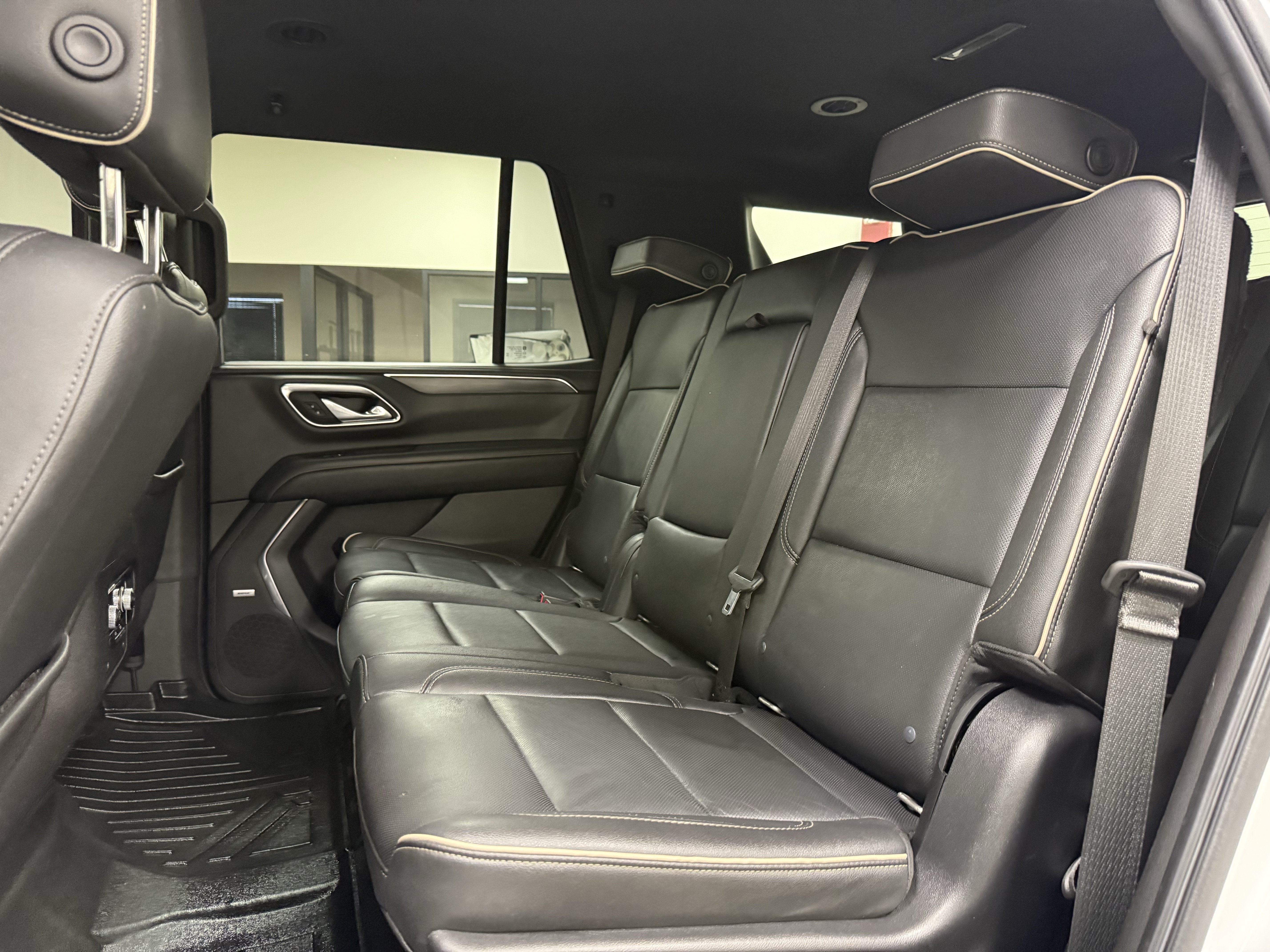Used 2021 GMC Yukon SLT RWD image 15