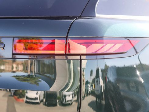 New 2026 Land Rover Range Rover Sport Dynamic SE image 9