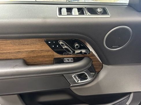 Used 2018 Land Rover Range Rover Supercharged AWD/4WD image 8