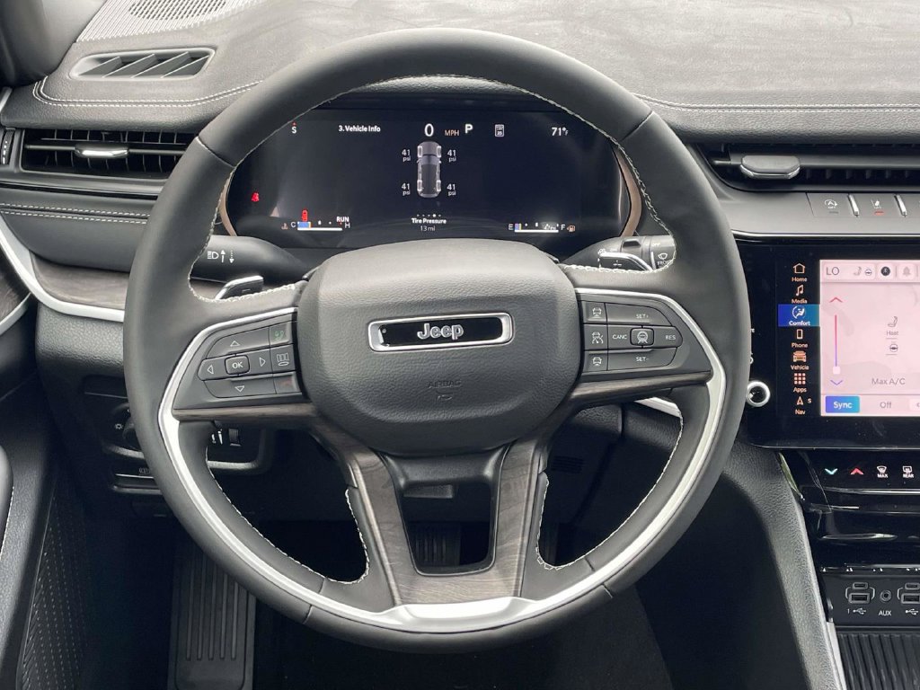 New 2027 Jeep Grand Cherokee 4WD image 22